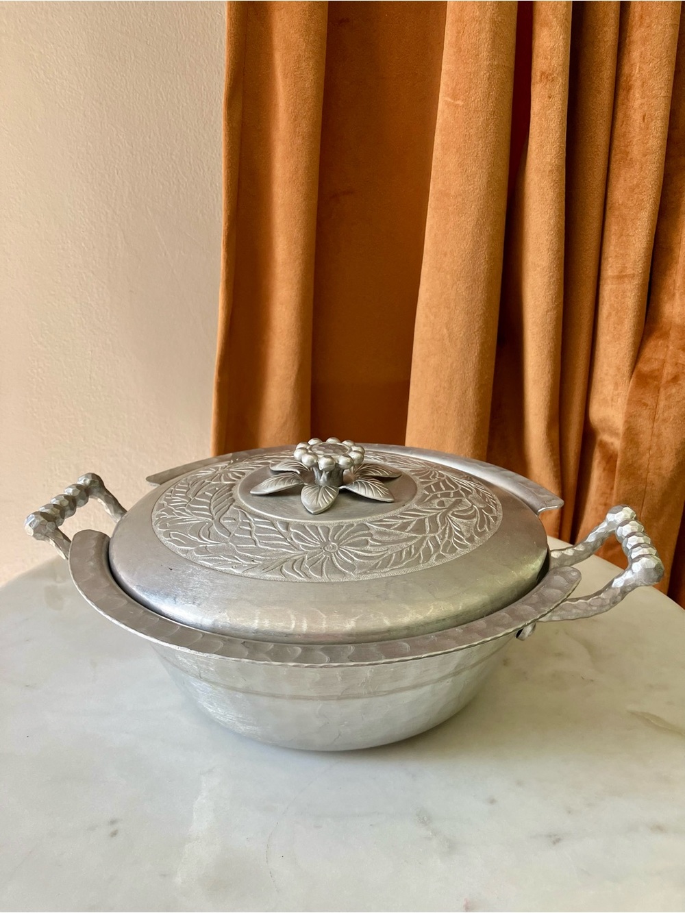 VINTAGE Everlast Aluminum Hand Forged Casserole Serving Dish